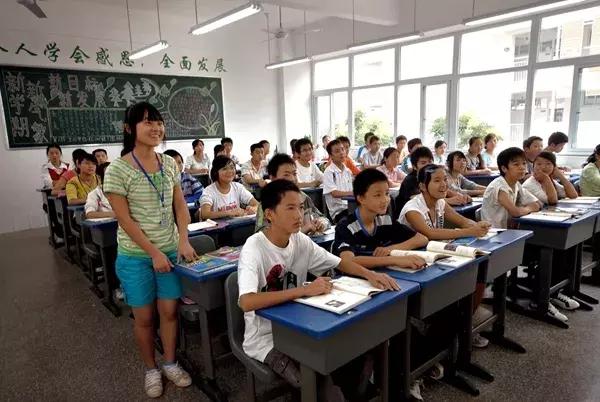 我说龙泉驿，你说好安逸！这座城的命运，正被幸福改写