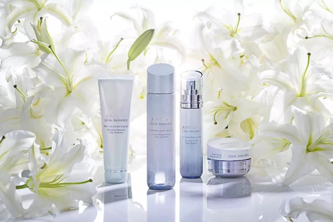 这套全新产品能满足你所有的美白期待
