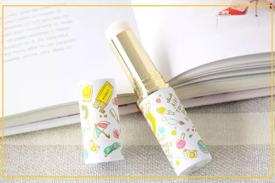 日本小姐姐的包包里有什么东西,日本小姐姐的包