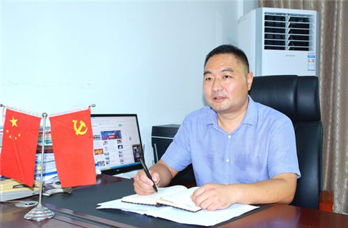 李军辉余江区实验初中,余江最美人物李军辉