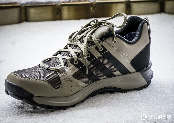 adidas阿迪达斯男子跑步鞋fy4320,阿迪达斯耐磨实战篮球鞋灰蓝开箱