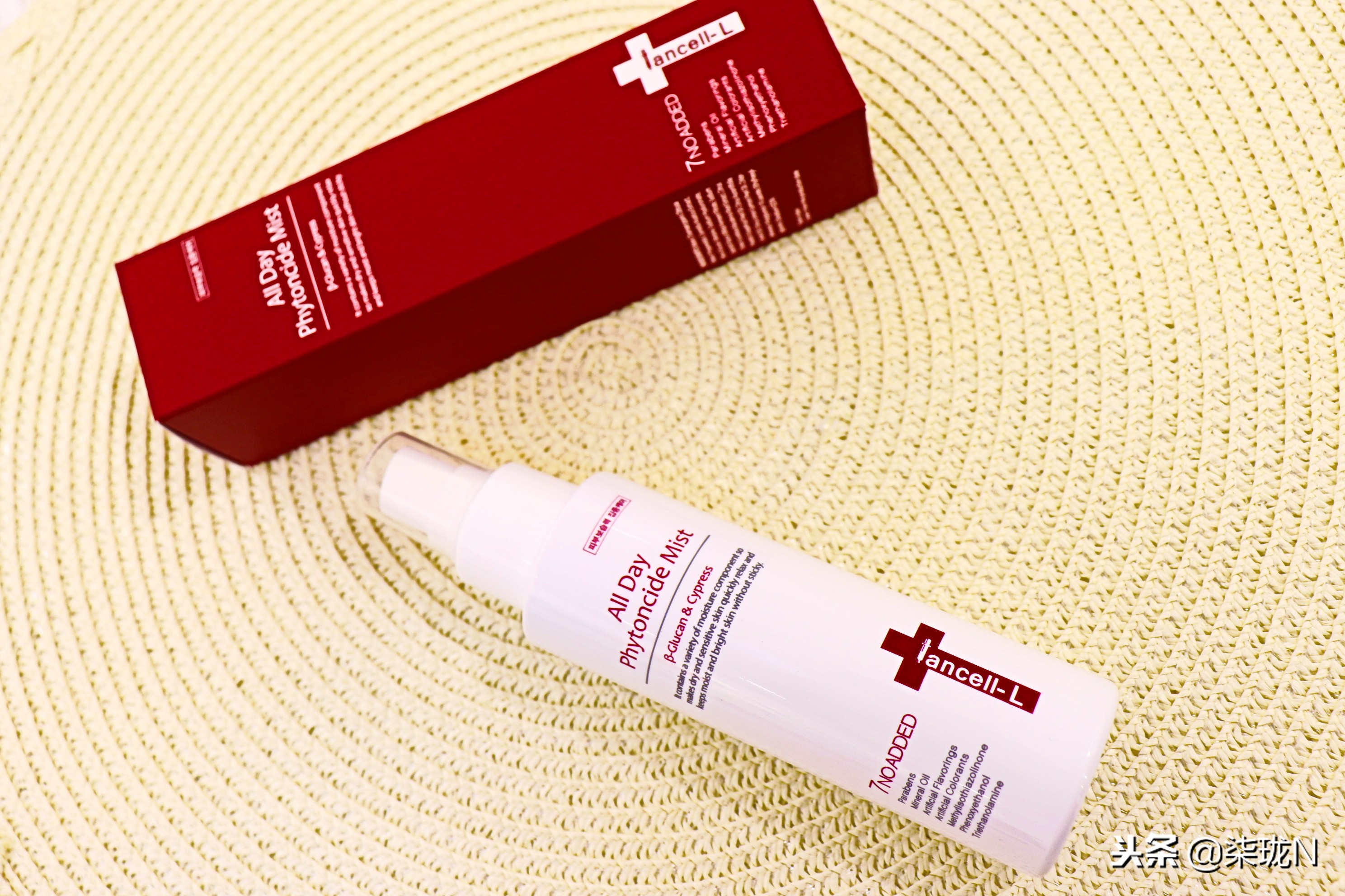 伊安秀玻尿酸水肌润泽爽肤水,伊安秀喷雾