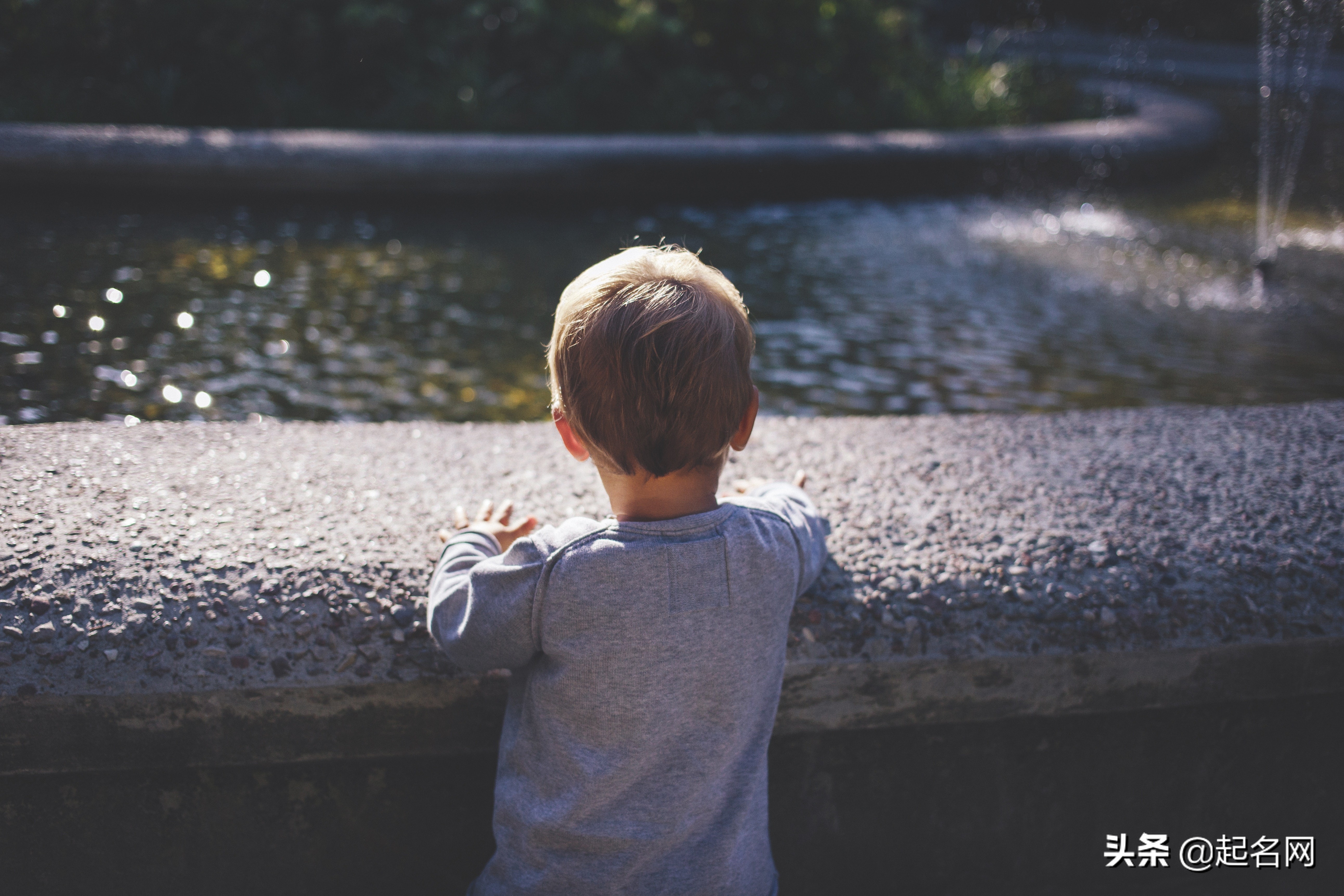 干净阳光帅气的男孩名称,有少年感的男孩名