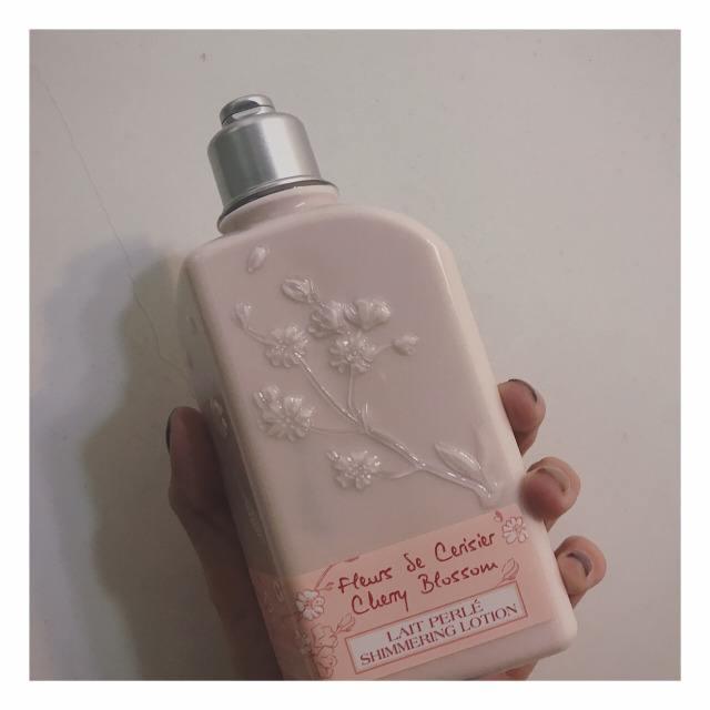 多芬大白碗跟凡士林小白瓶哪个好,凡士林身体乳好还是多芬身体乳好