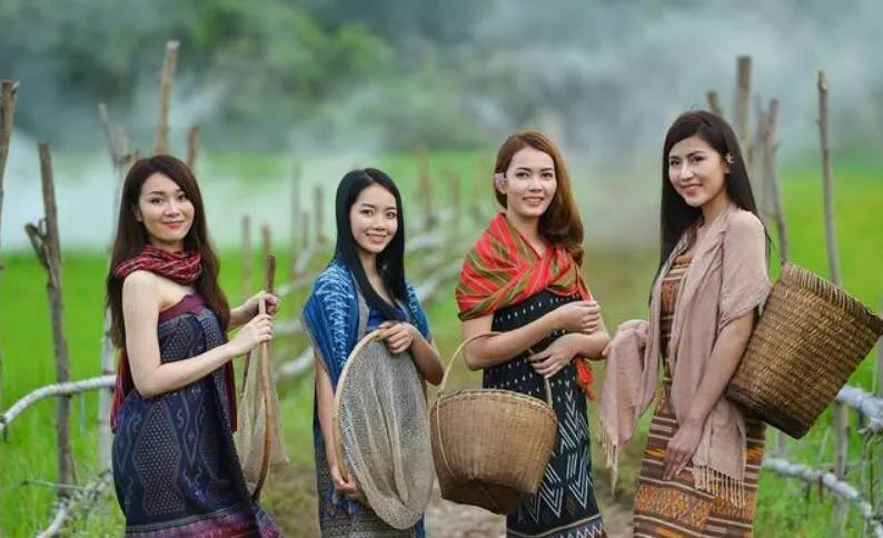 老挝在建机场,老挝修建飞机场