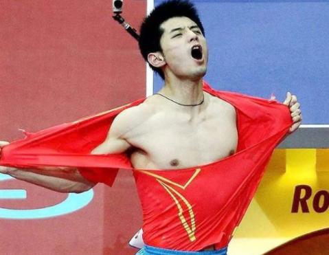 张继科在刘诗雯低谷期高调秀恩爱,张继科乒乓球遗憾