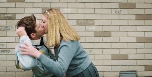 这对大尺度少男少女真的套路太深深深了吧