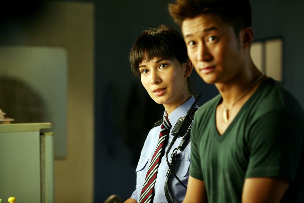 吴京20年前演过的电影,吴京狼牙导演