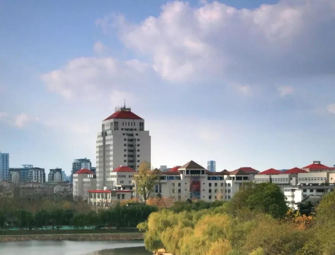 江苏省高校（九）扬州大学