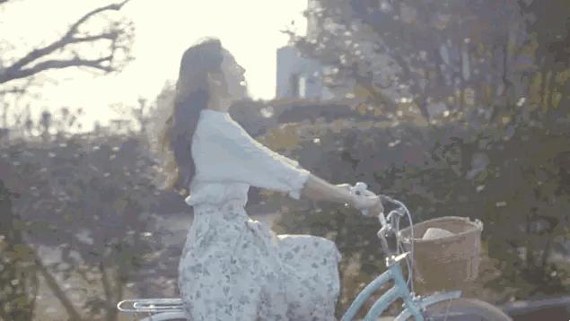 4s店3年免息,4s店车有2年免息贷款利息是谁出