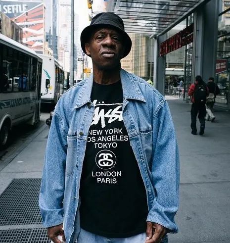 欧阳娜娜同款潮流品牌,欧阳娜娜同款联名卫衣