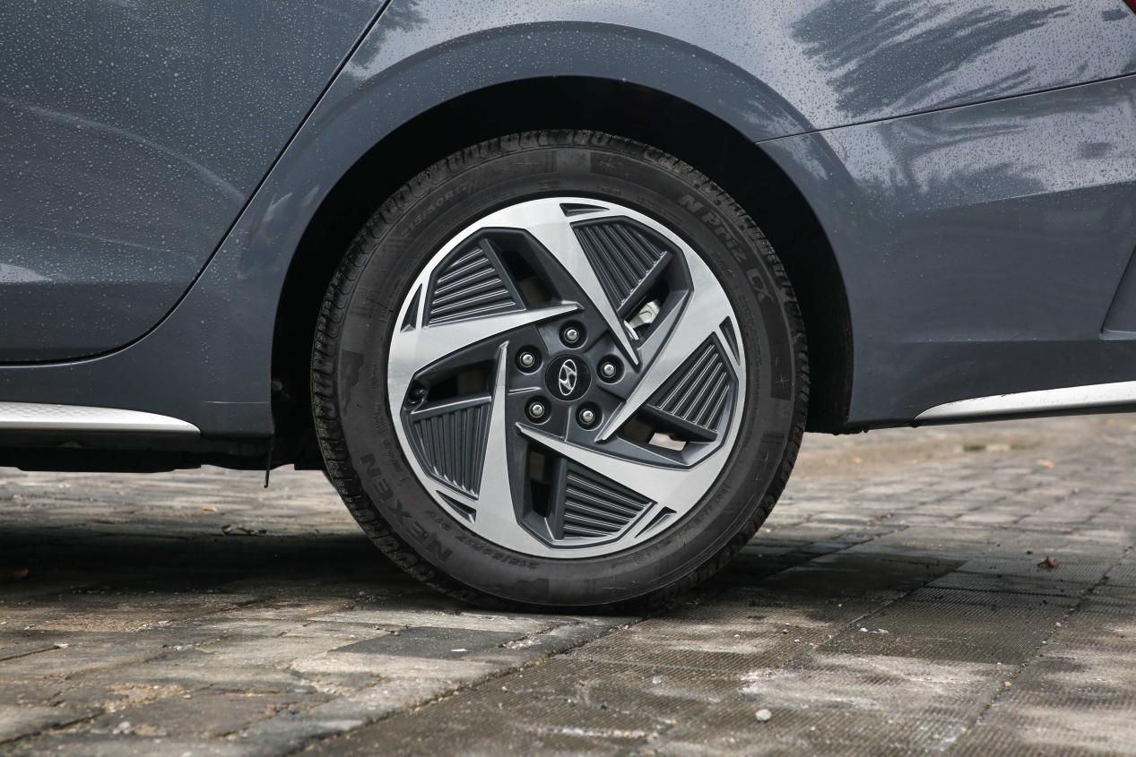 纯电车轿车推荐,最新北京现代名图试驾