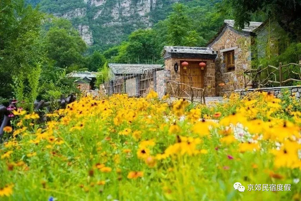 丝绸之路滑雪场民宿推荐,滑雪温泉民宿推荐