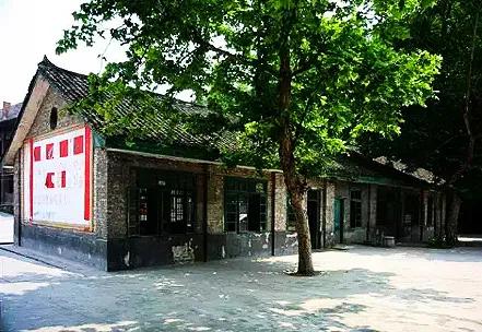 松桃民族中学2021年高考成绩喜报,松桃民族中学2019年高考喜报