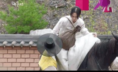 盘点韩剧男扮女装,韩剧男扮女装宫廷男主很帅