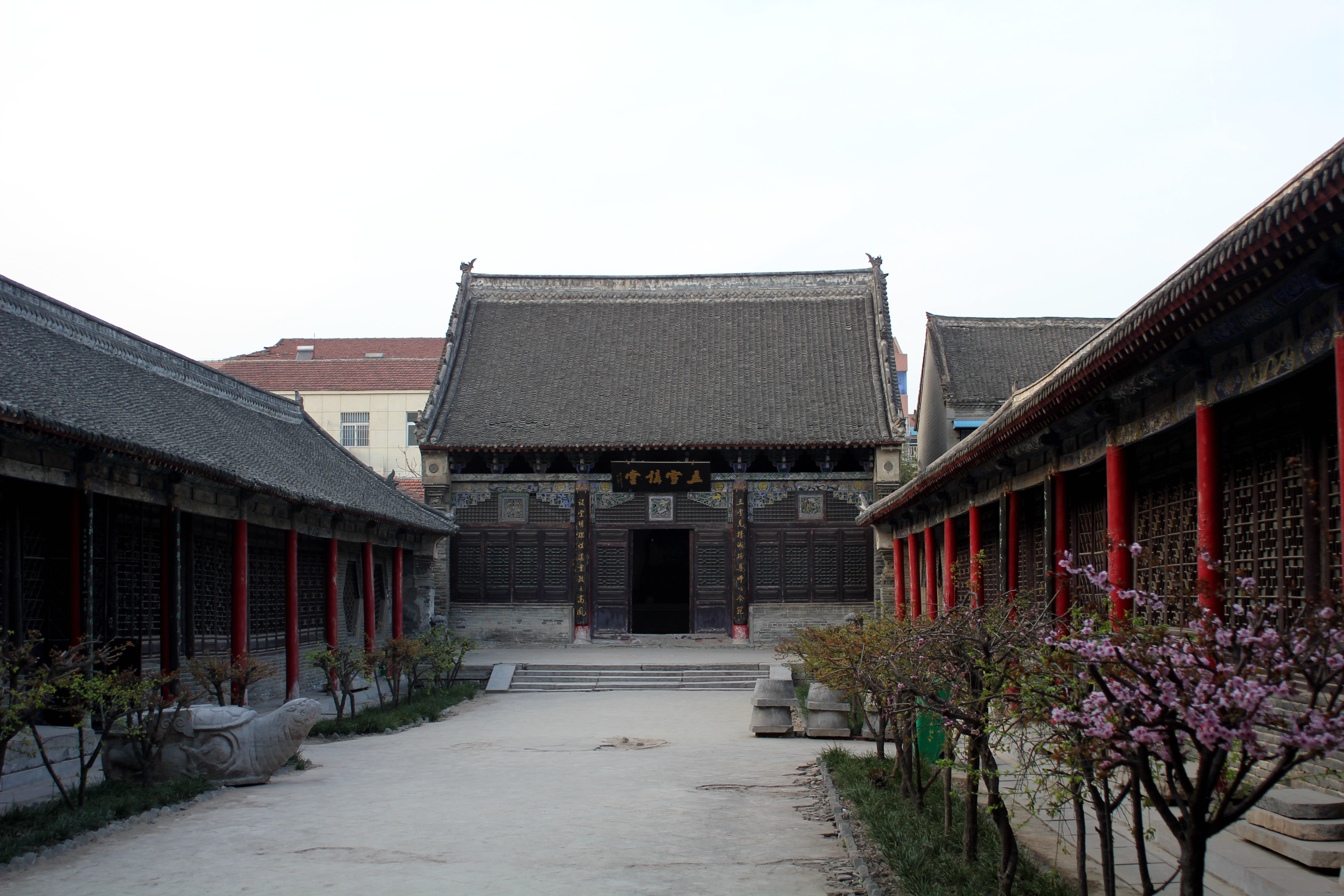 澶х▼涔﹂櫌绋嬮棬绔嬮洩,澶х▼涔﹂櫌鍜岀▼闂ㄧ珛闆殑鍖哄埆