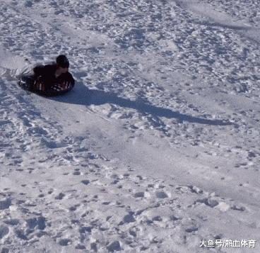 搞笑gif妹子的内心是崩溃的,搞笑gif妹子原来是个逗比