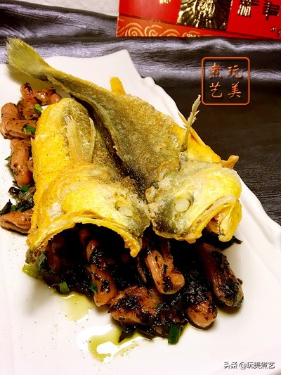 炸香酥黄瓜鱼,油炸红烧黄瓜鱼的做法