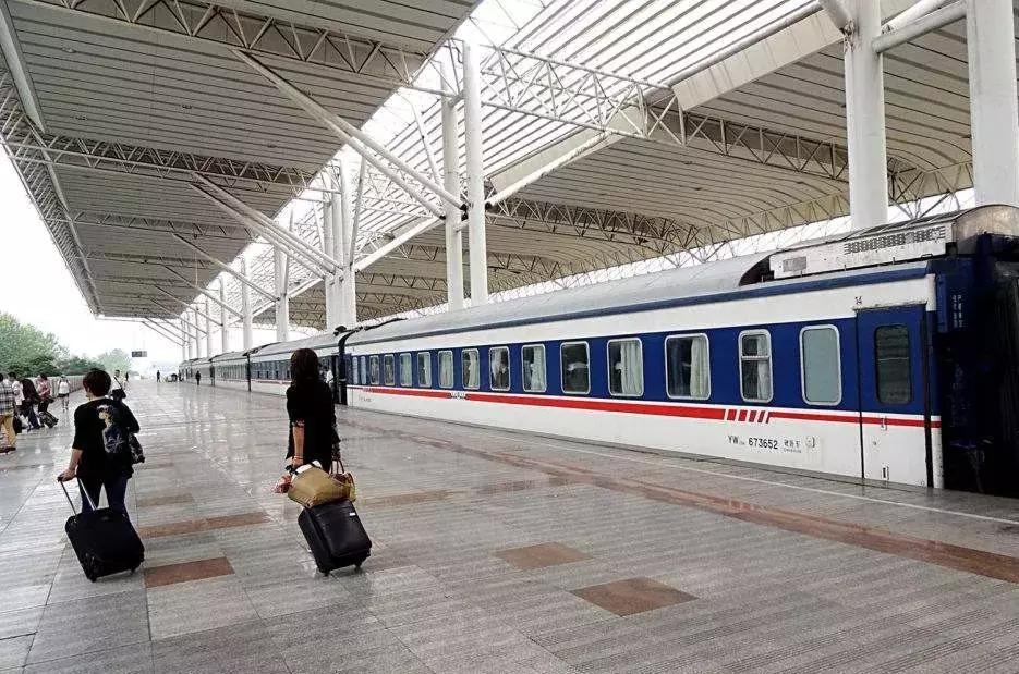 国庆假期火车票怎么抢,国庆火车票抢票攻略最新