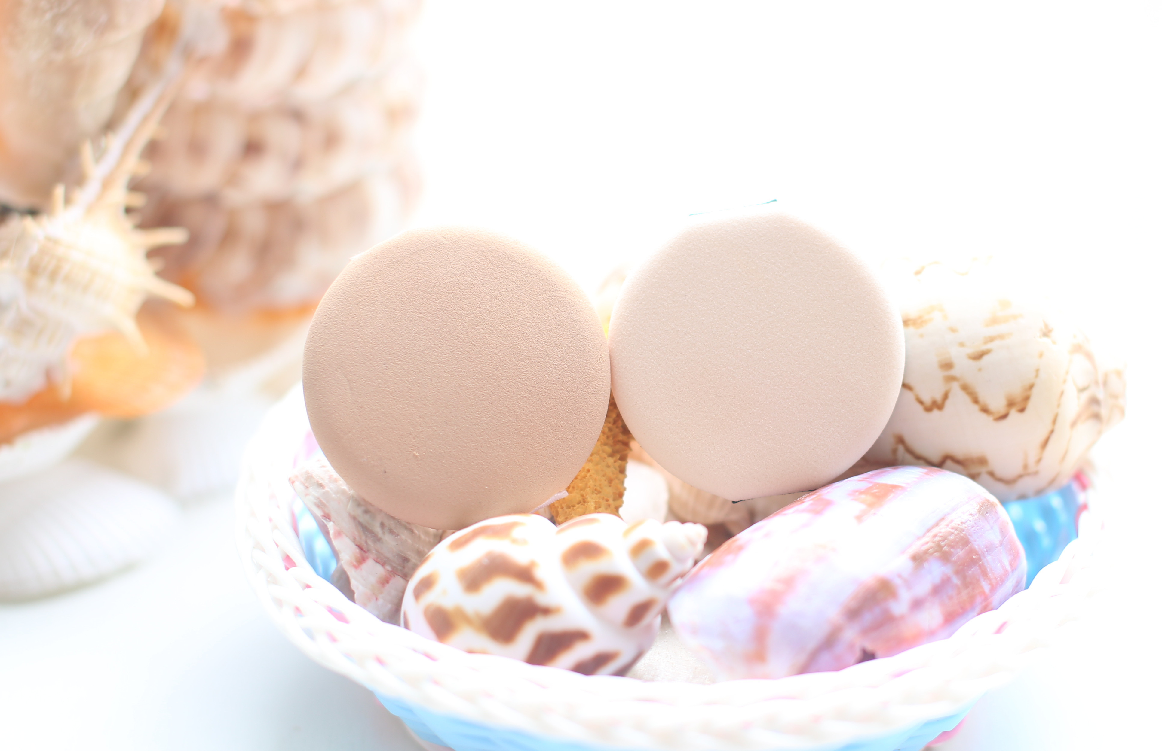 ysl和兰蔻气垫哪个好用,气垫兰蔻和阿玛尼圣罗兰哪个好