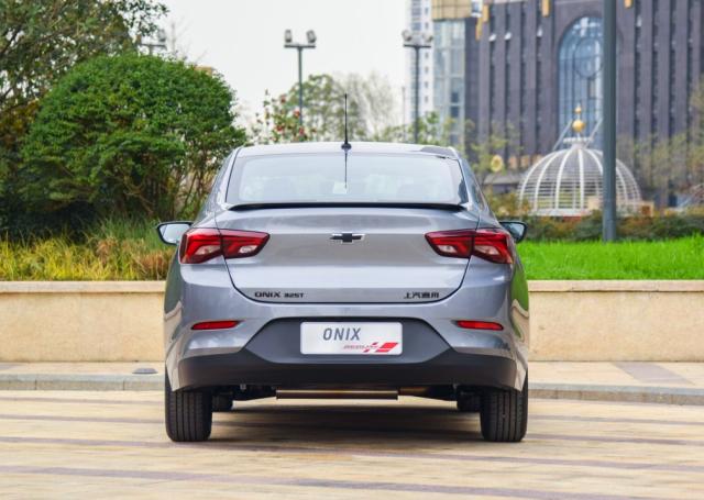 雪佛兰科沃兹和丰田卡罗拉,雪佛兰轻混和卡罗拉双擎