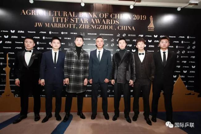 马龙许昕西装,许昕张继科马龙逗比照片