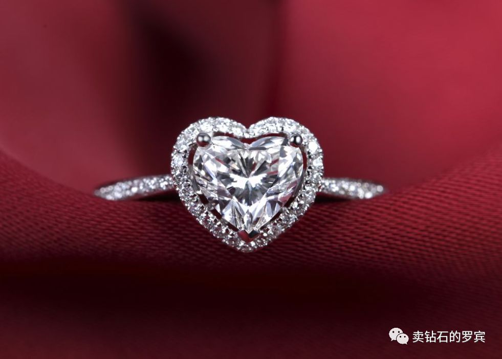 珠宝销售价格贵的话术,珠宝销售话术技巧200字