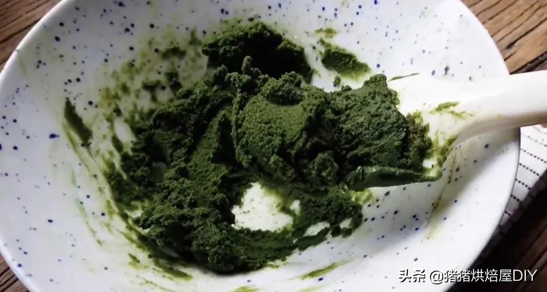 给妈妈送什么礼物最好康乃馨,康乃馨母亲节礼物多少朵