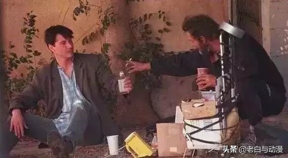 夜之城的强尼·银手，世界的基努·里维斯