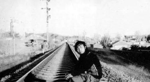 1989年的今天，一个叫海子的人决定去死