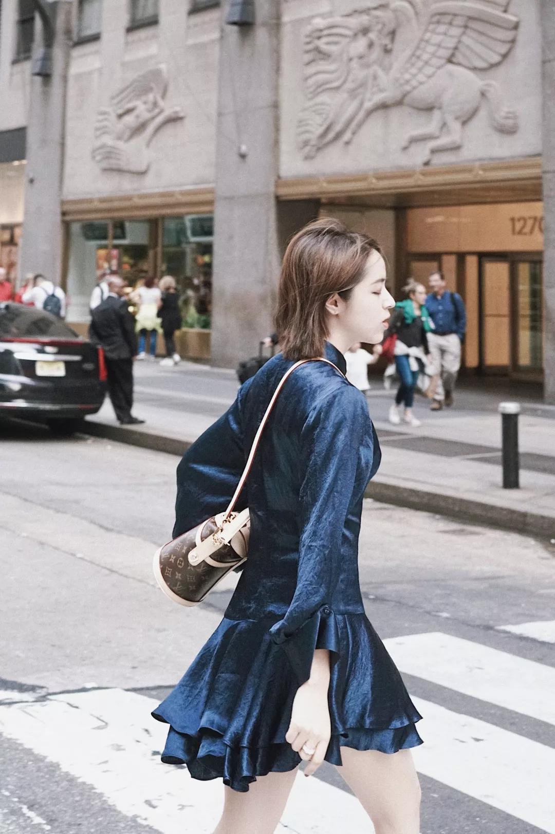 早春风衣穿搭高级感,早春穿搭颜色毛衣外套