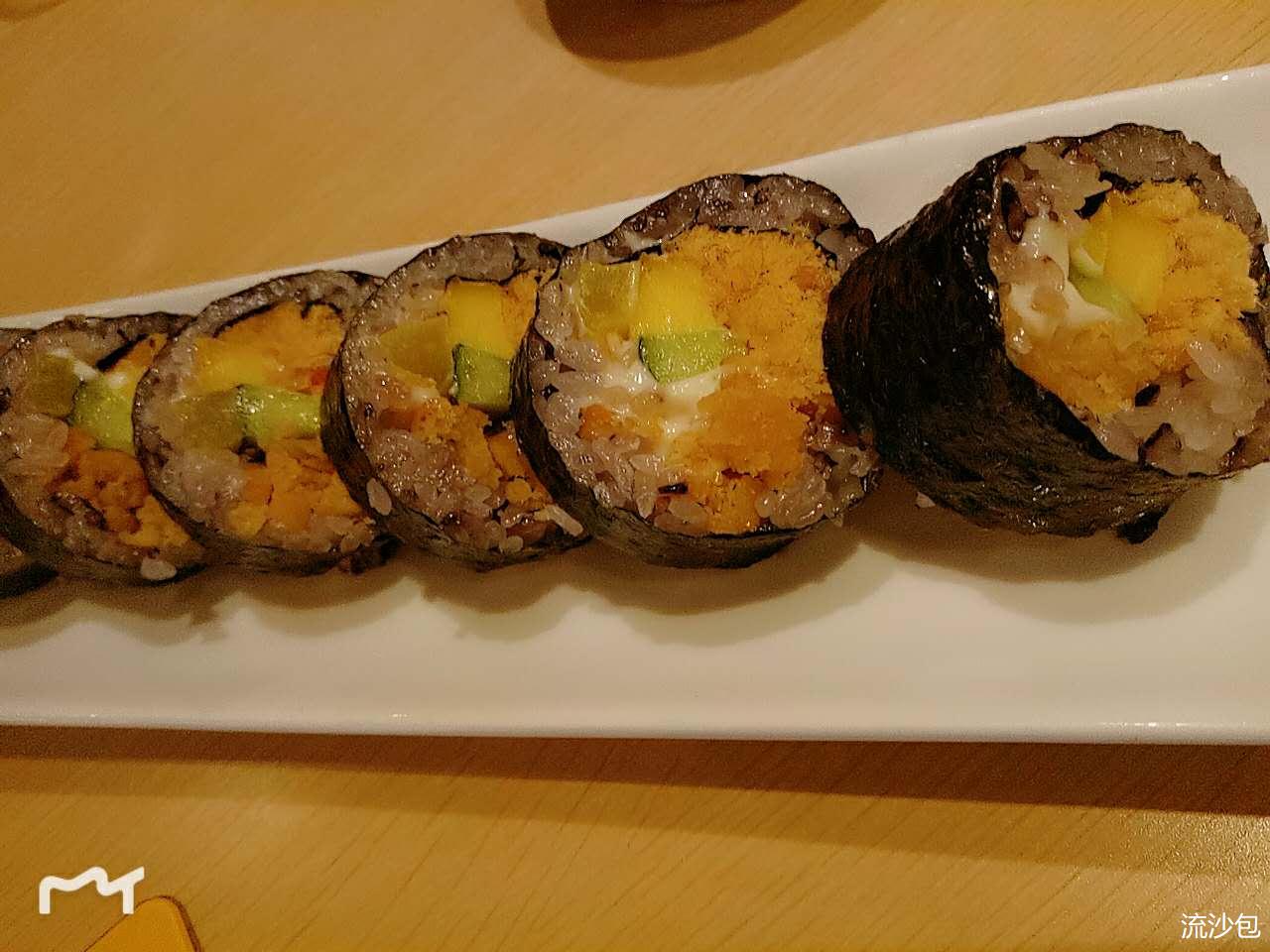 在这里也能吃到法式甜品,在这里也能吃到重庆味道