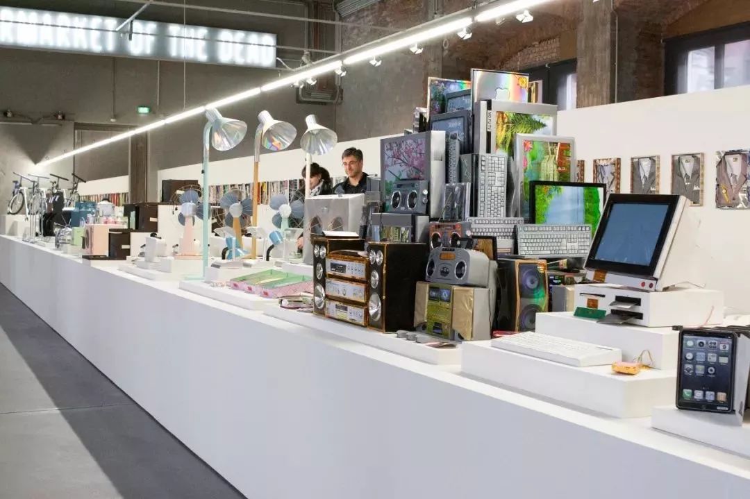 我们忌讳的纸扎，成为法国人眼中的浪漫艺术