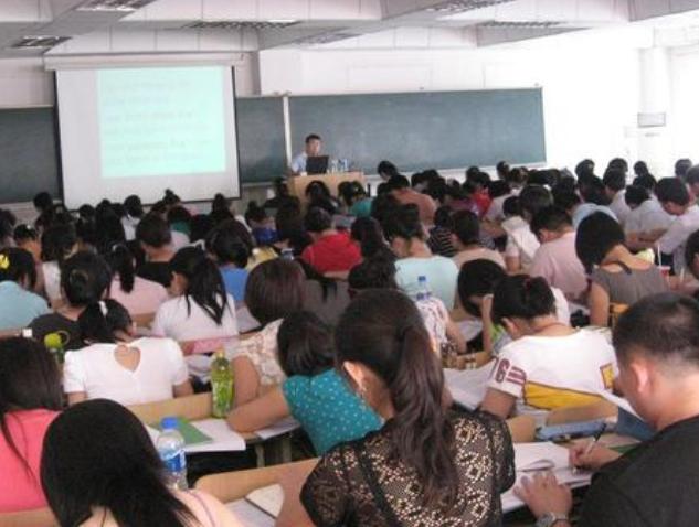 哪个省市盛产大学生？教育强省江苏不是最高的，内蒙古成了黑马