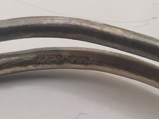 变黑的银饰如何重焕光泽,怎么在家让银饰变得亮白