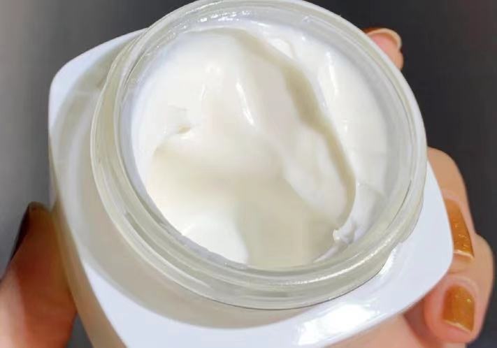 50岁用的平价护肤品,50岁抗皱纹最好的护肤品平价