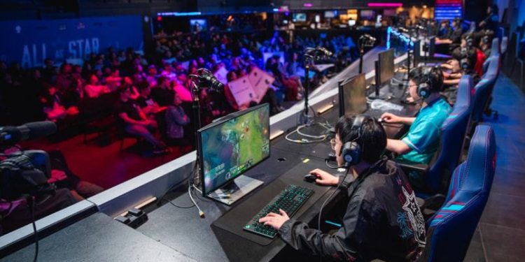 电子竞技选手和电竞职业选手区别,电子竞技俱乐部转会