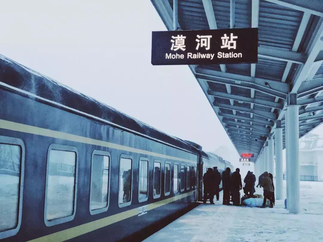 《主播旅行社》开团,9888元双国跨境,一车hold住冬季自驾新玩法