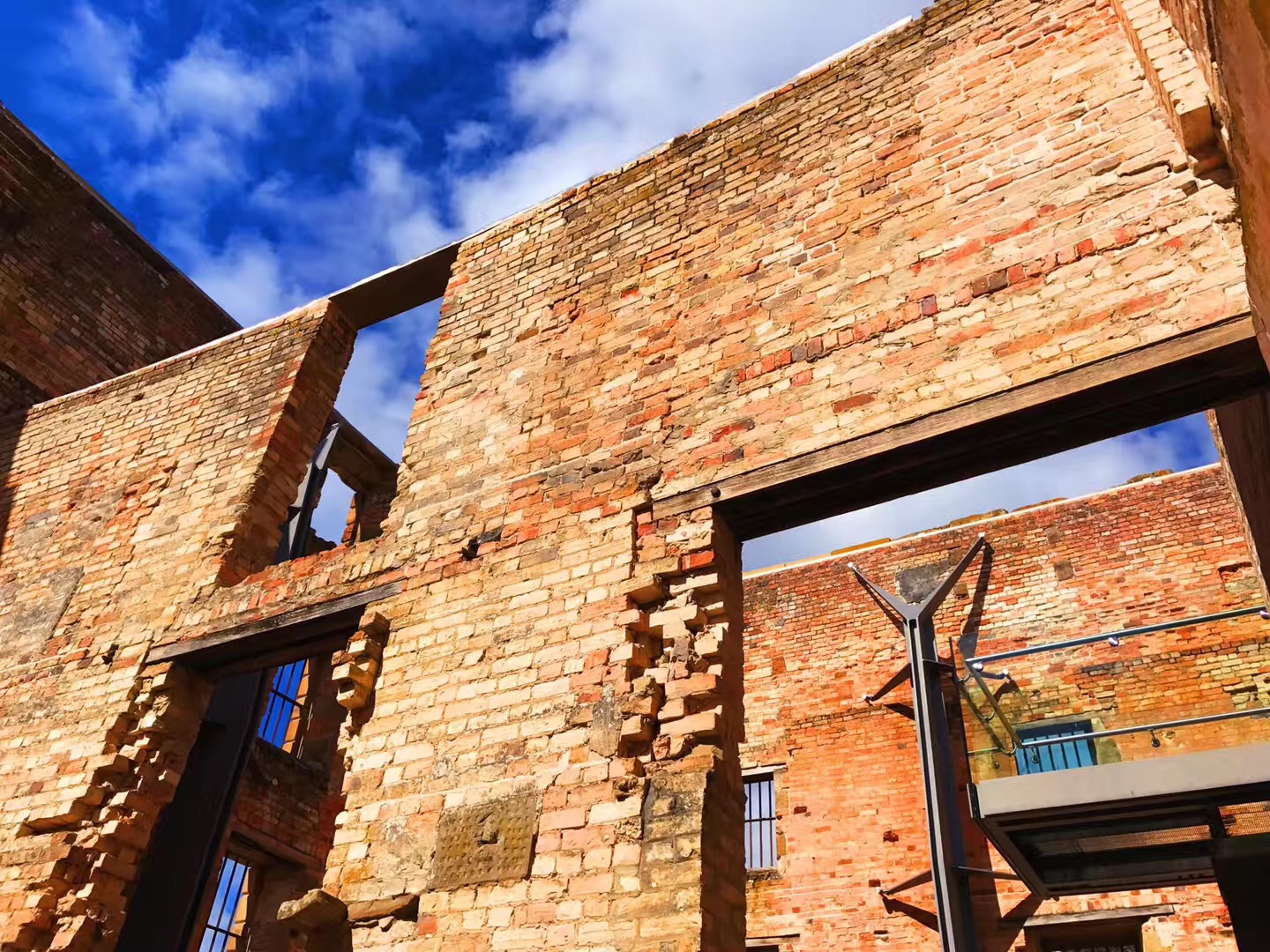 澳洲八大硕士挂科率排名,澳洲墨尔本大学最难毕业大学