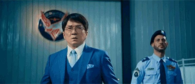 66岁高龄的成龙还能打，他才是披荆斩棘的《急先锋》