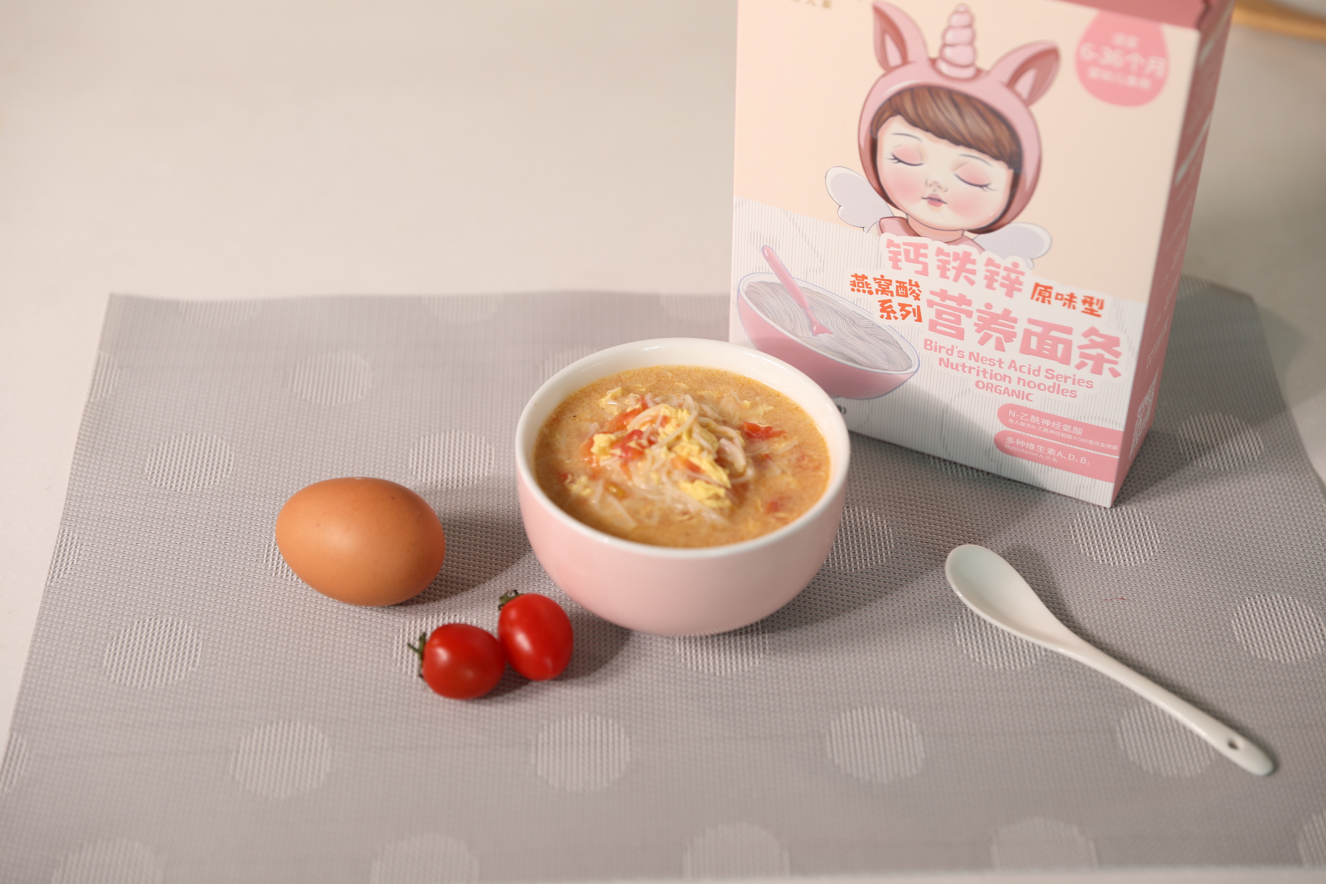 面条燕窝制作,番茄鸡蛋面条简单美食做法