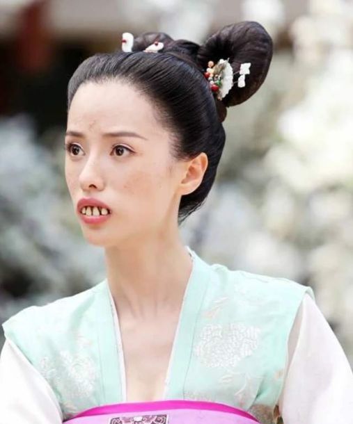 美人制造龅牙丫鬟整容,美人制造真实现状