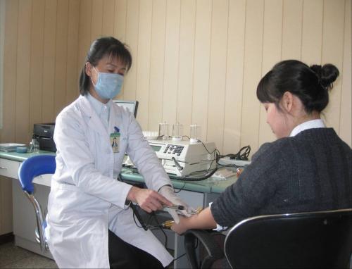 轮状病毒腹泻的轻症和重症的表现,轮状病毒急性肠胃炎