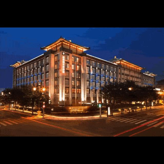 西安人，这300份圣诞礼包我要免费送给你！速抢！