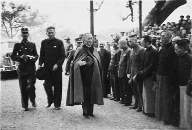 龙云是怎样当上云南王,云南王龙云当时云南在中国的地位