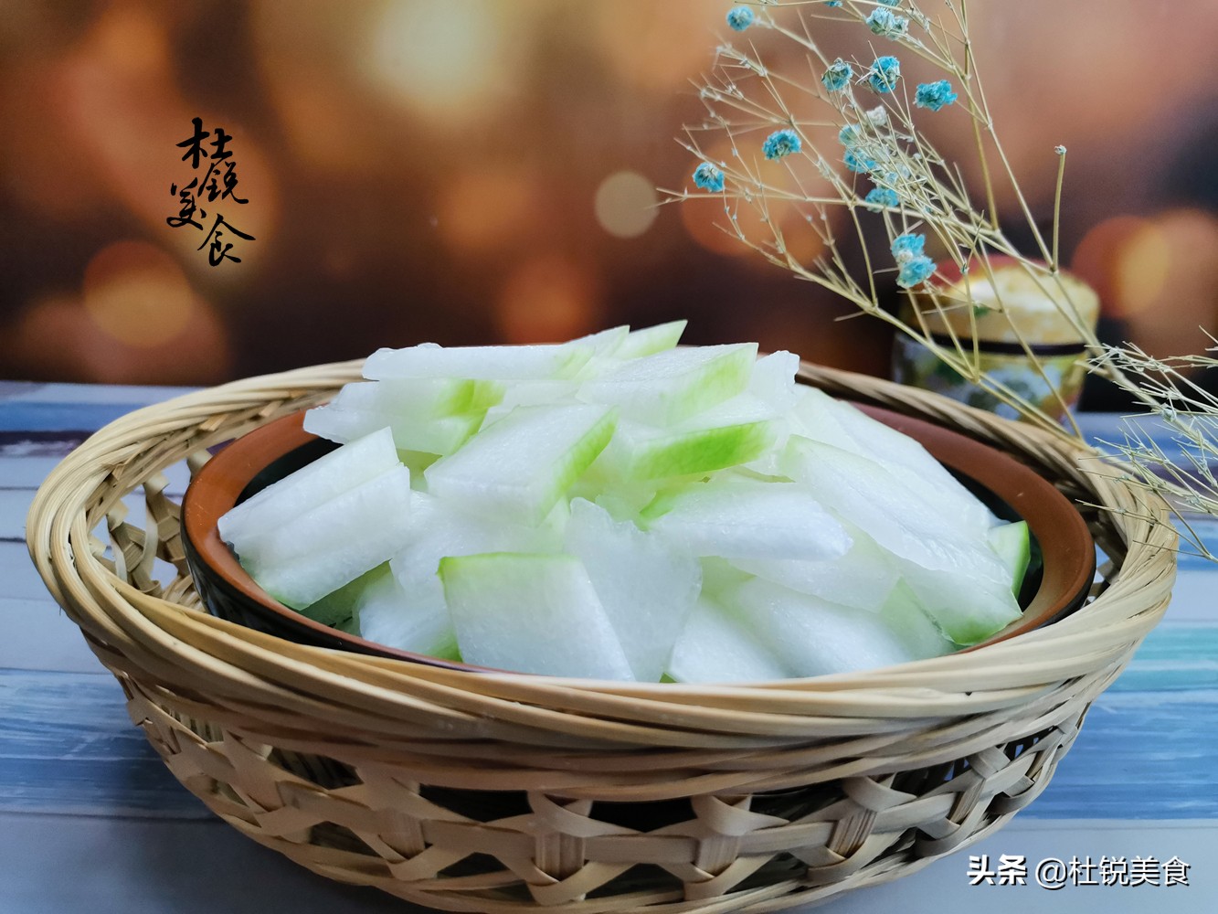 炖酥肉不脱糊,炖酥肉冷水下还是热下