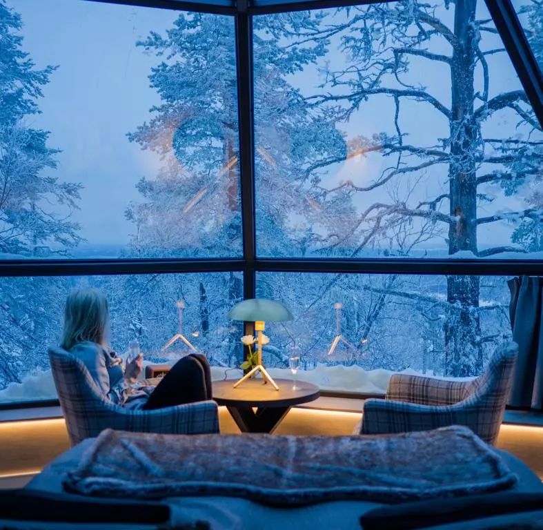 芬兰极光星空玻璃房,芬兰玻璃屋哪个最好