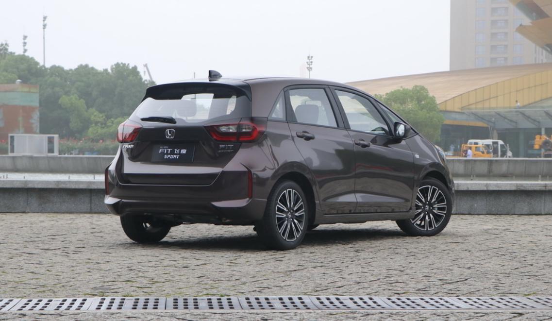 最良心的家轿全系标配4缸油耗5l,买国产车首选这三款质量好油耗低