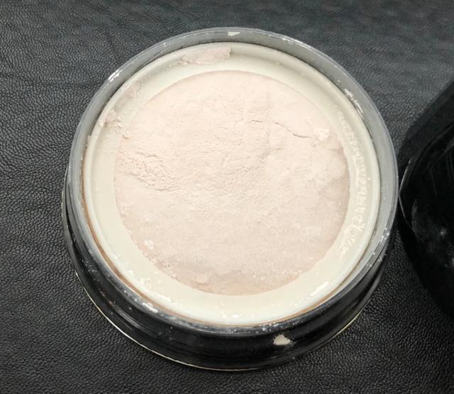 贵妇级散粉推荐,cpb大牌定妆粉