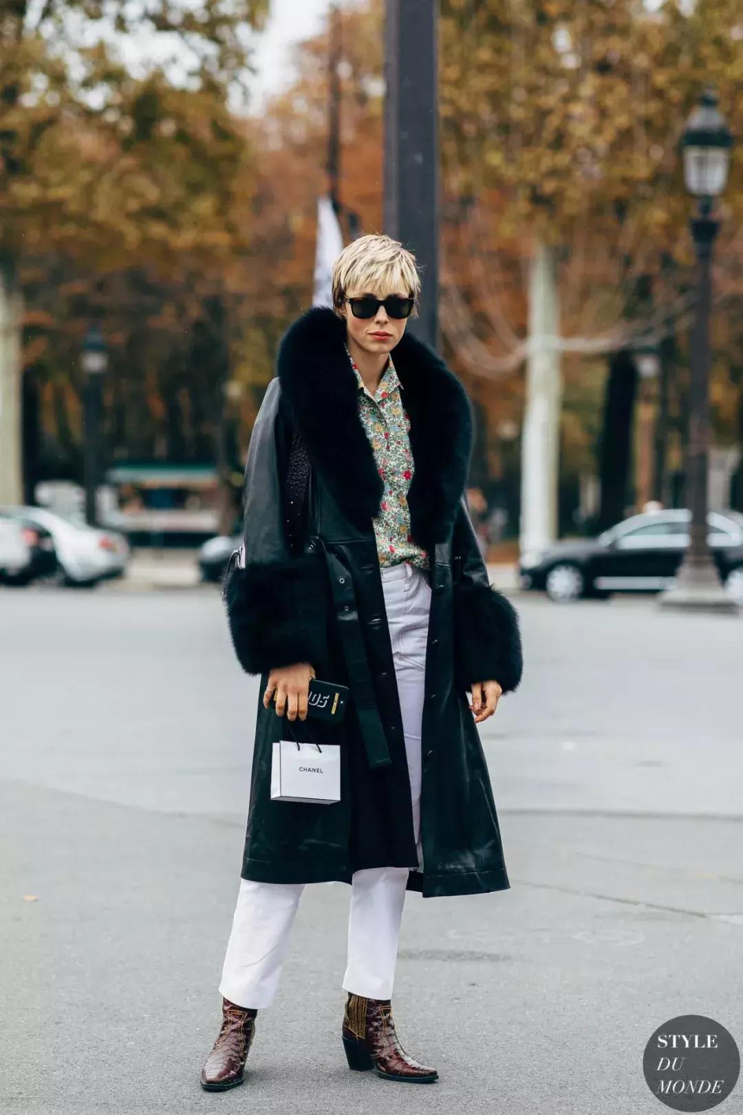 皮衣怎样穿才时髦呢,秋冬皮衣时髦穿搭